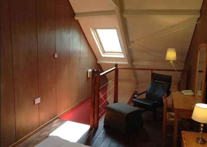 New Helvetia Historic 3*