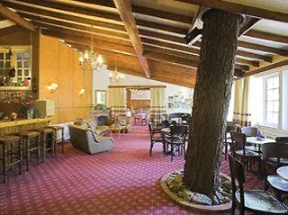 Hotel New Helvetia Historic