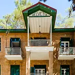 New Helvetia Historic 3*