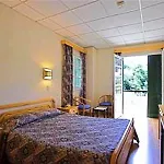 New Helvetia Historic Hotel