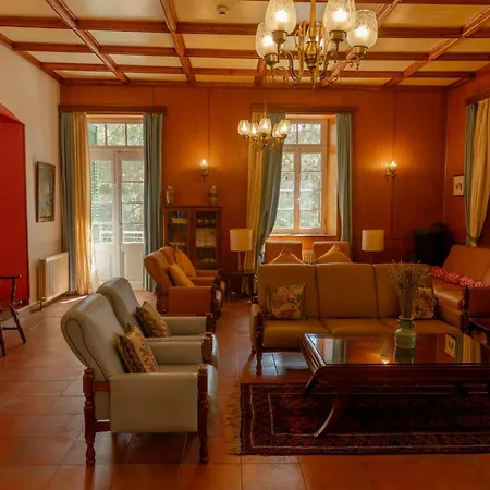 New Helvetia Historic 3* بلاتريس