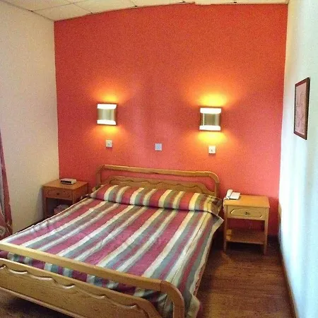 Hotel New Helvetia Historic