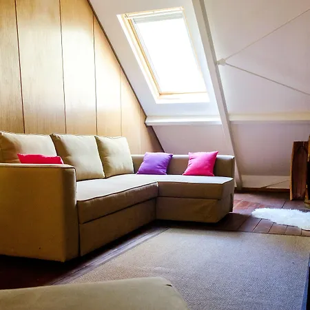 New Helvetia Historic فندق