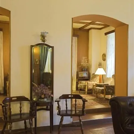 Hotel New Helvetia Historic