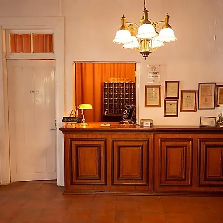 New Helvetia Historic Hotel 3*