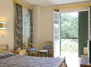 New Helvetia Historic 3* بلاتريس