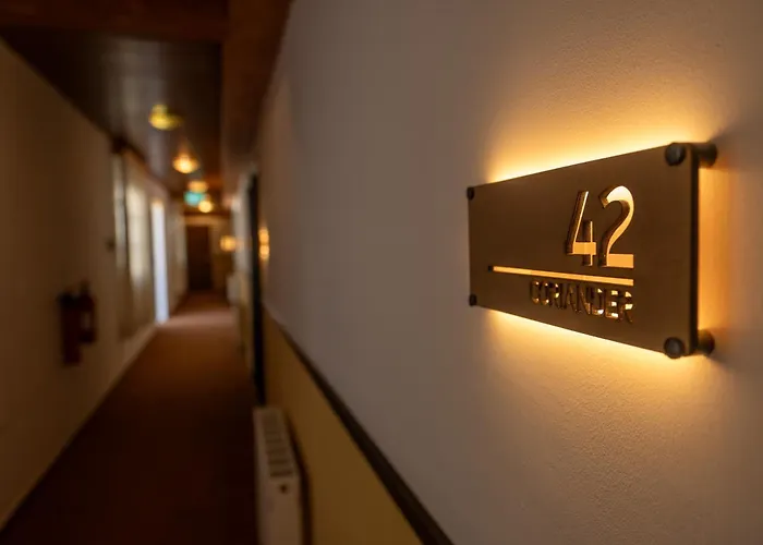 New Helvetia Historic 3* Πλάτρες