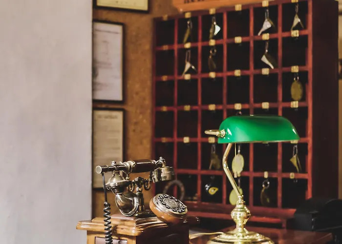 New Helvetia Historic Platres