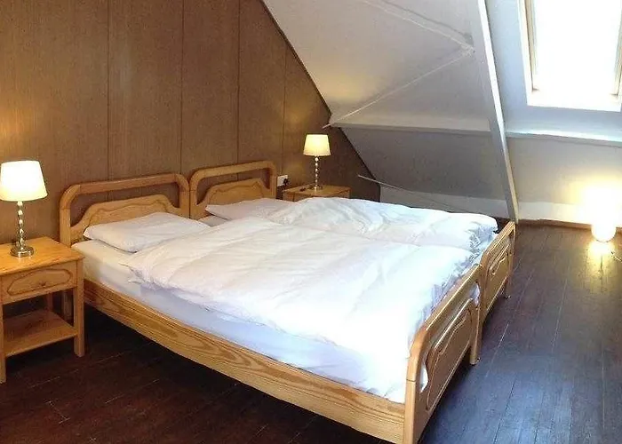 Hotel New Helvetia Historic 3*