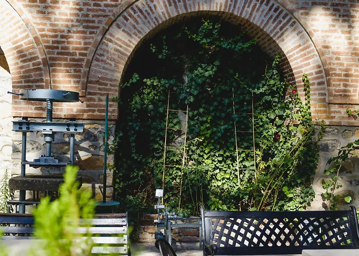 Ξενοδοχείο New Helvetia Historic Πλάτρες